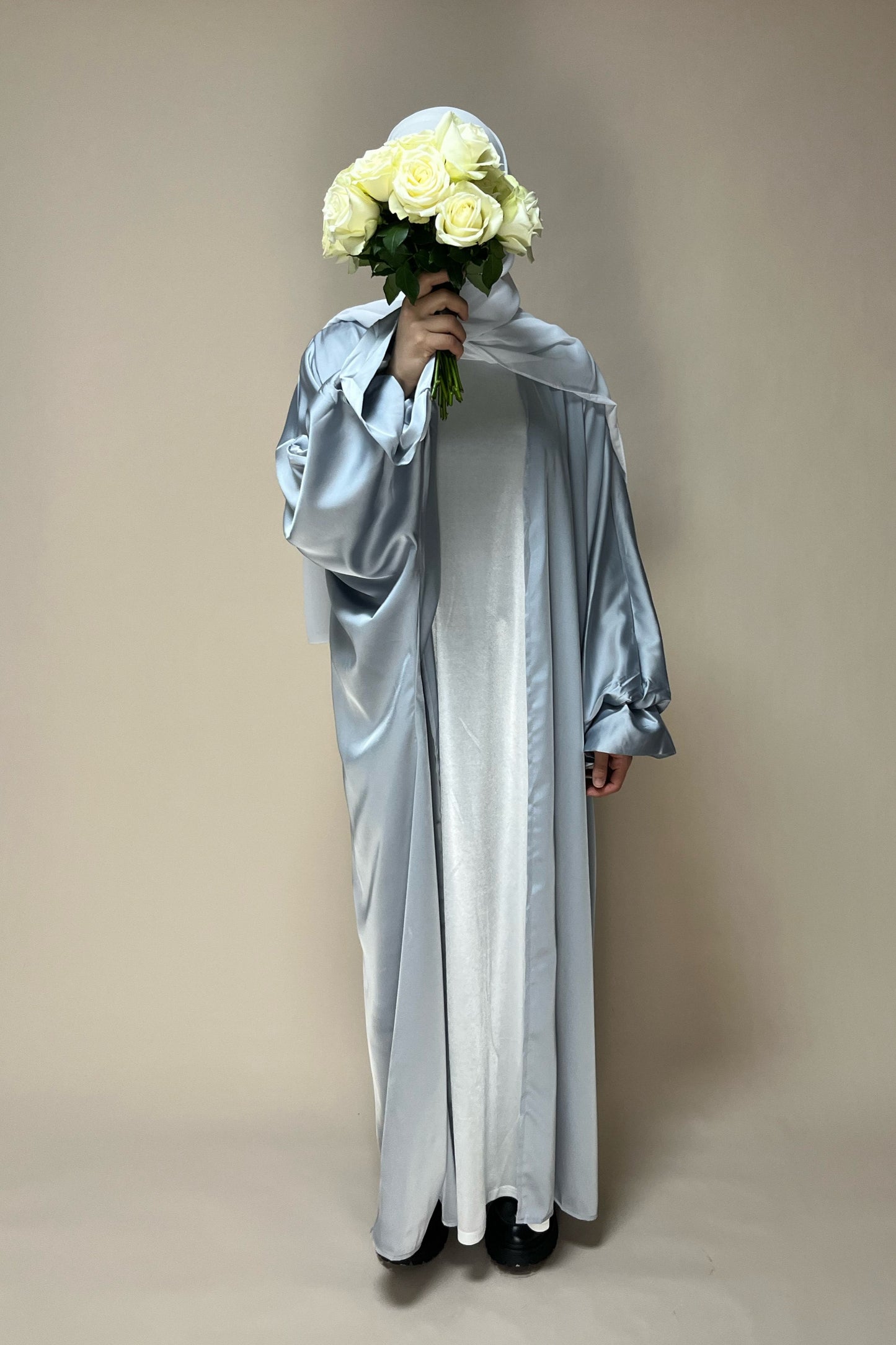 Omara open Abaya light blue